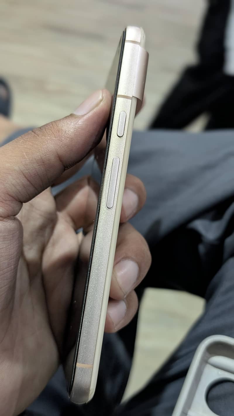 Google Pixel 8 0