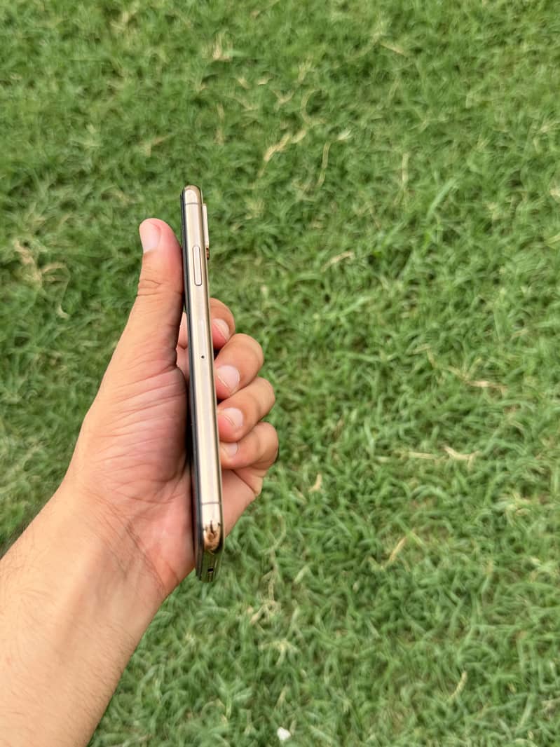 iPhone XS 2