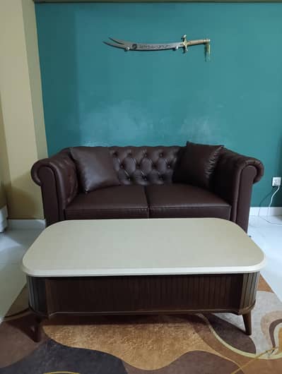 2-Seater Chesterfield Sofa with Coffee table