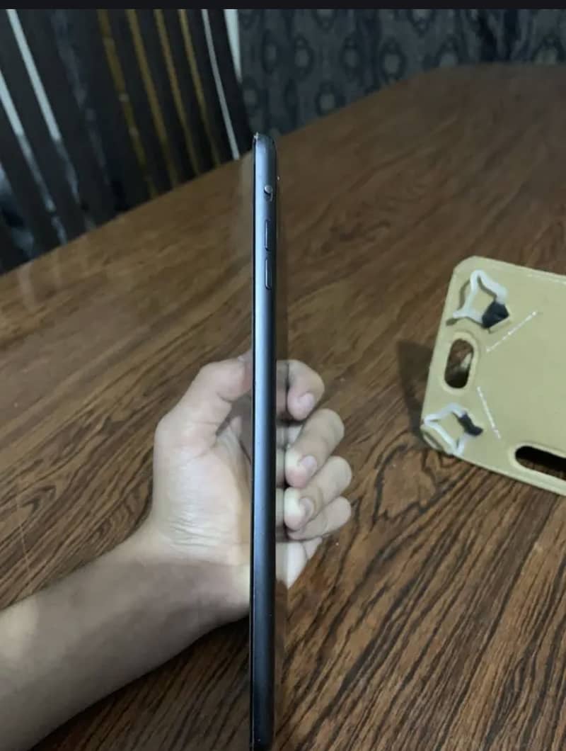 Ipad mini 2 4