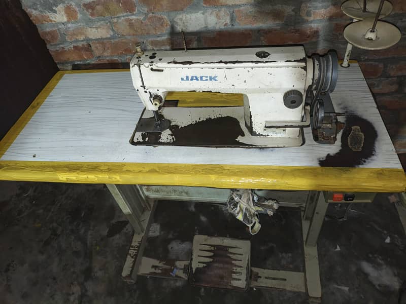 sewing machine 7