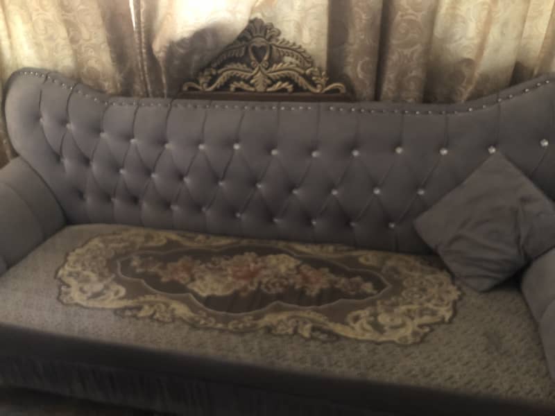 5 seaters sofa set 0