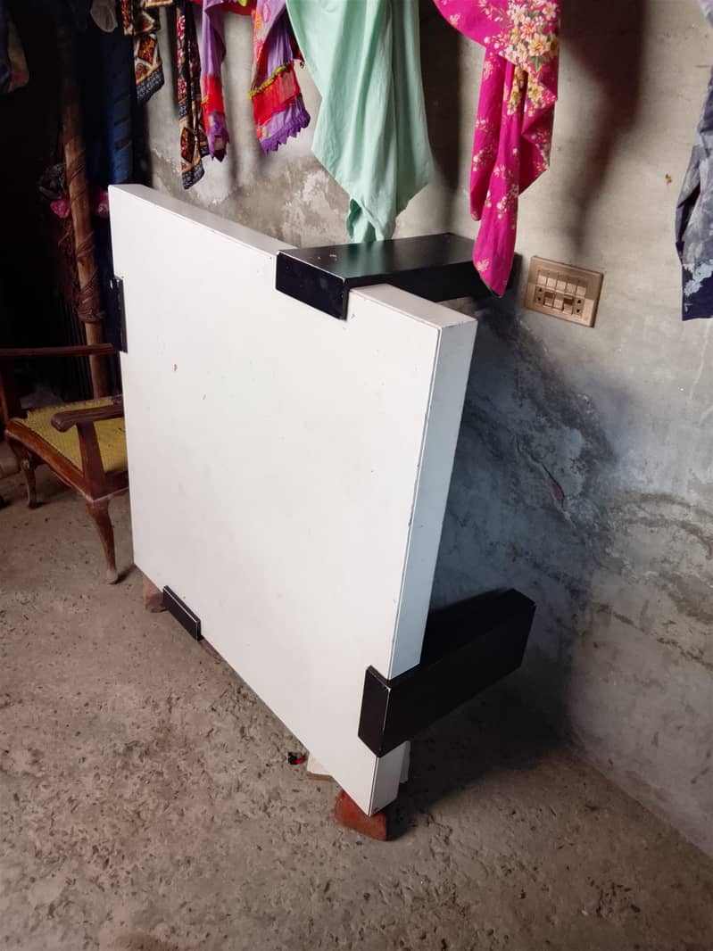 Center table Use 1