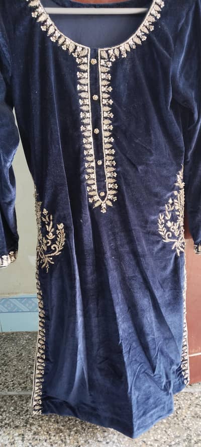 Party wear