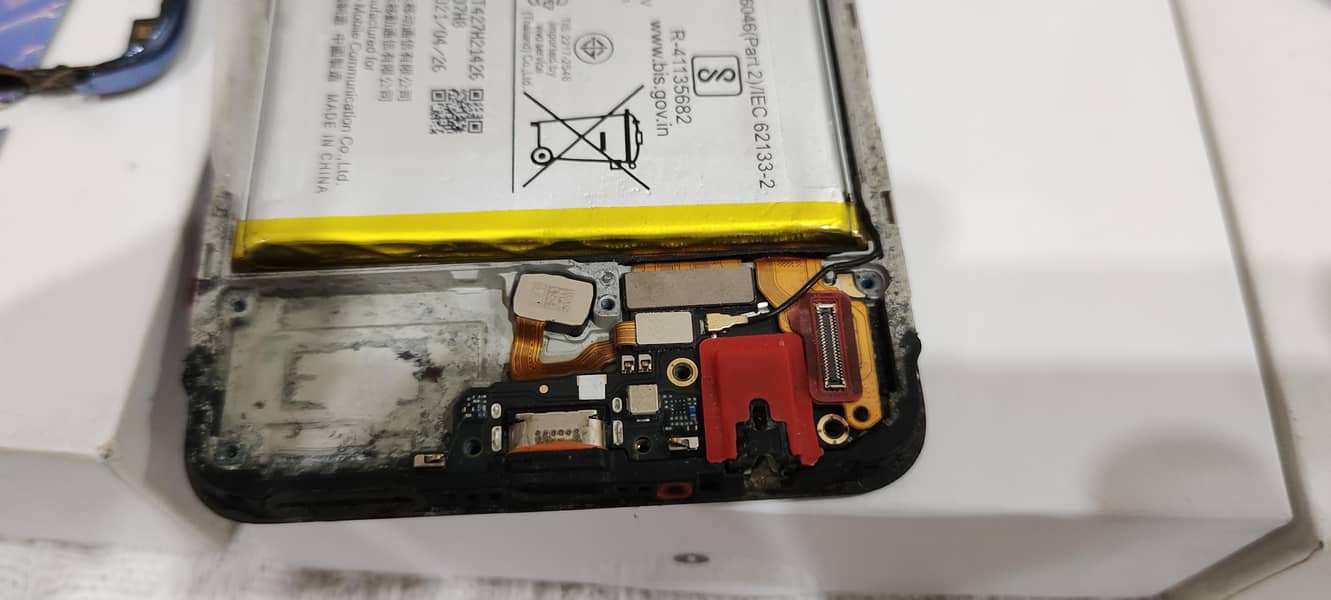 Vivo V21e 5
