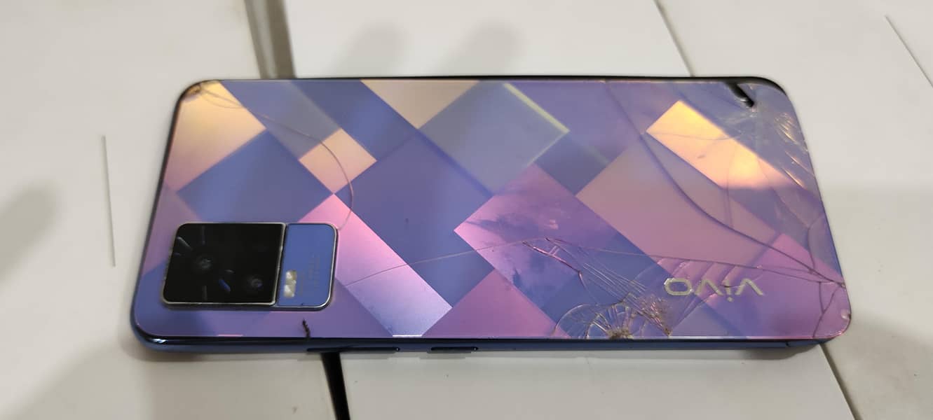 Vivo V21e 11