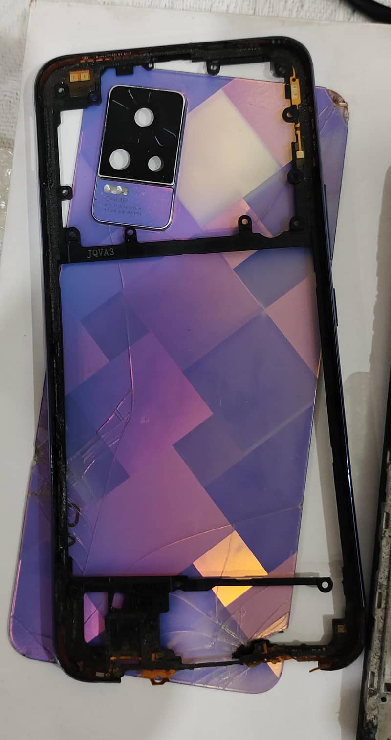 Vivo V21e 13