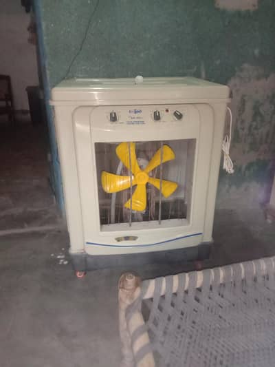 urgent sale very good condition 03079652852 call