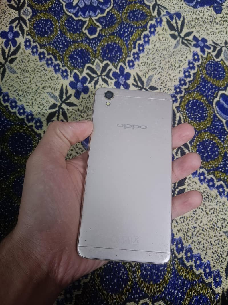 OPPO A37 0