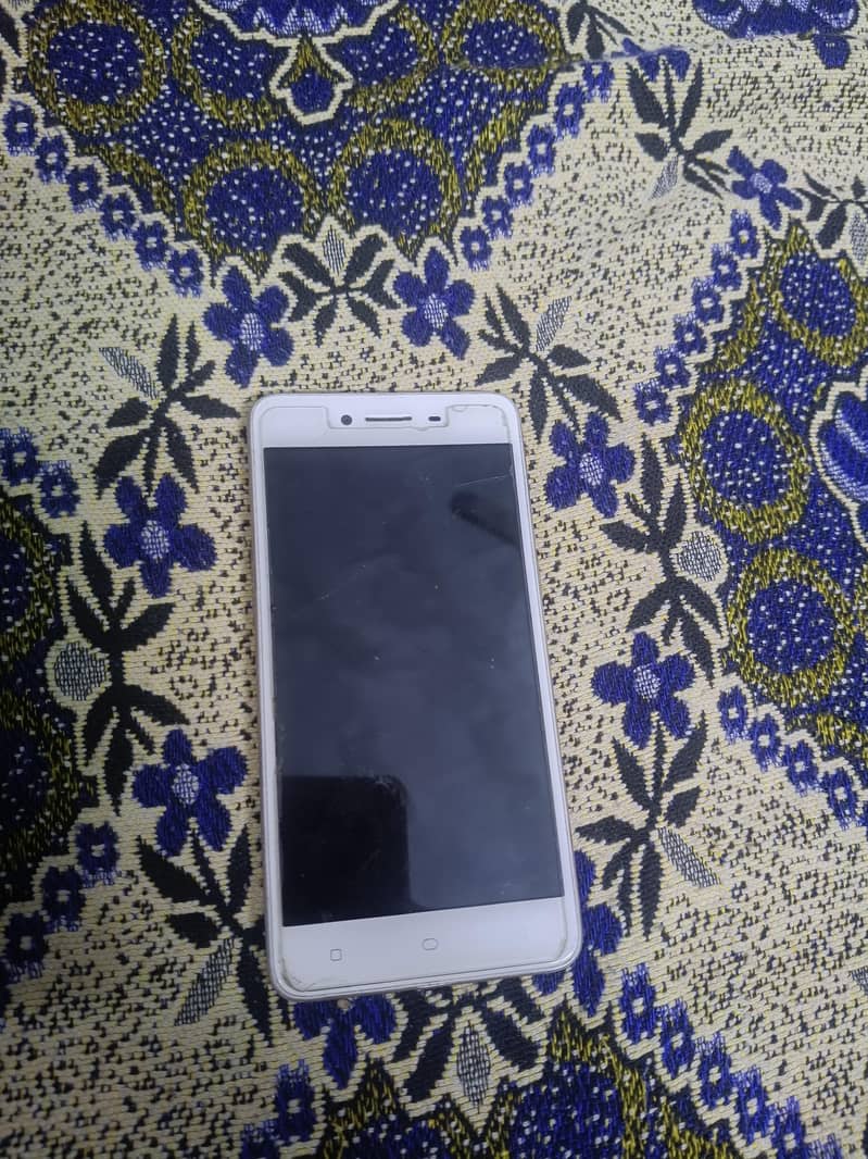 OPPO A37 1
