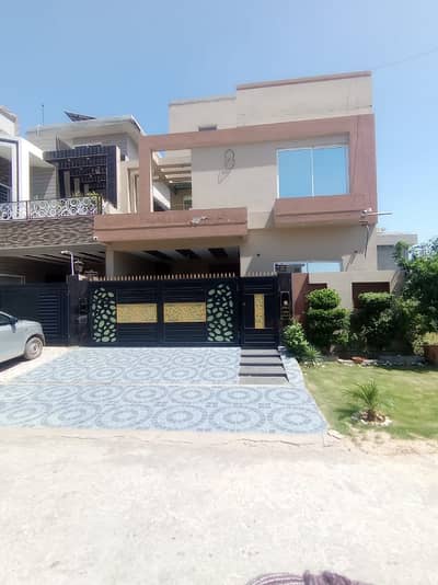 10 Marla House For Sale Good Location