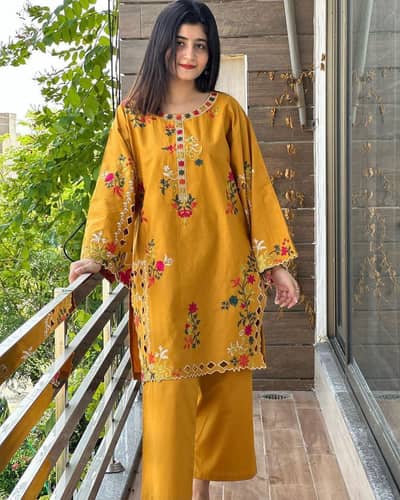 women linen embroidery kurta 2ps