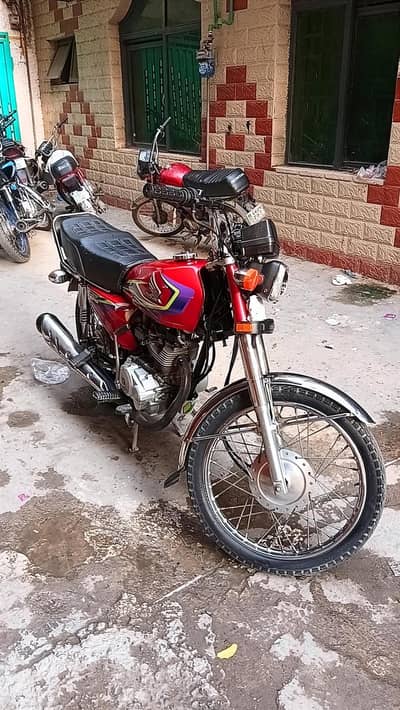 Honda CG 125 2017A total pack 2nd owner