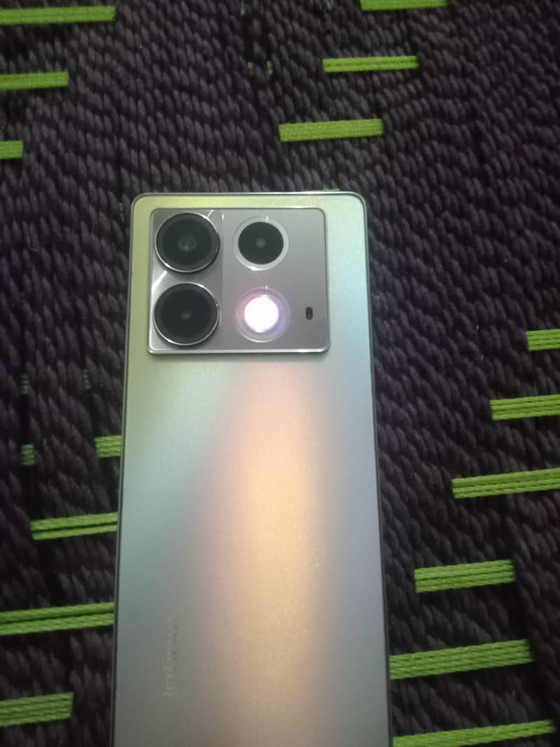 Infinix Note 40 1
