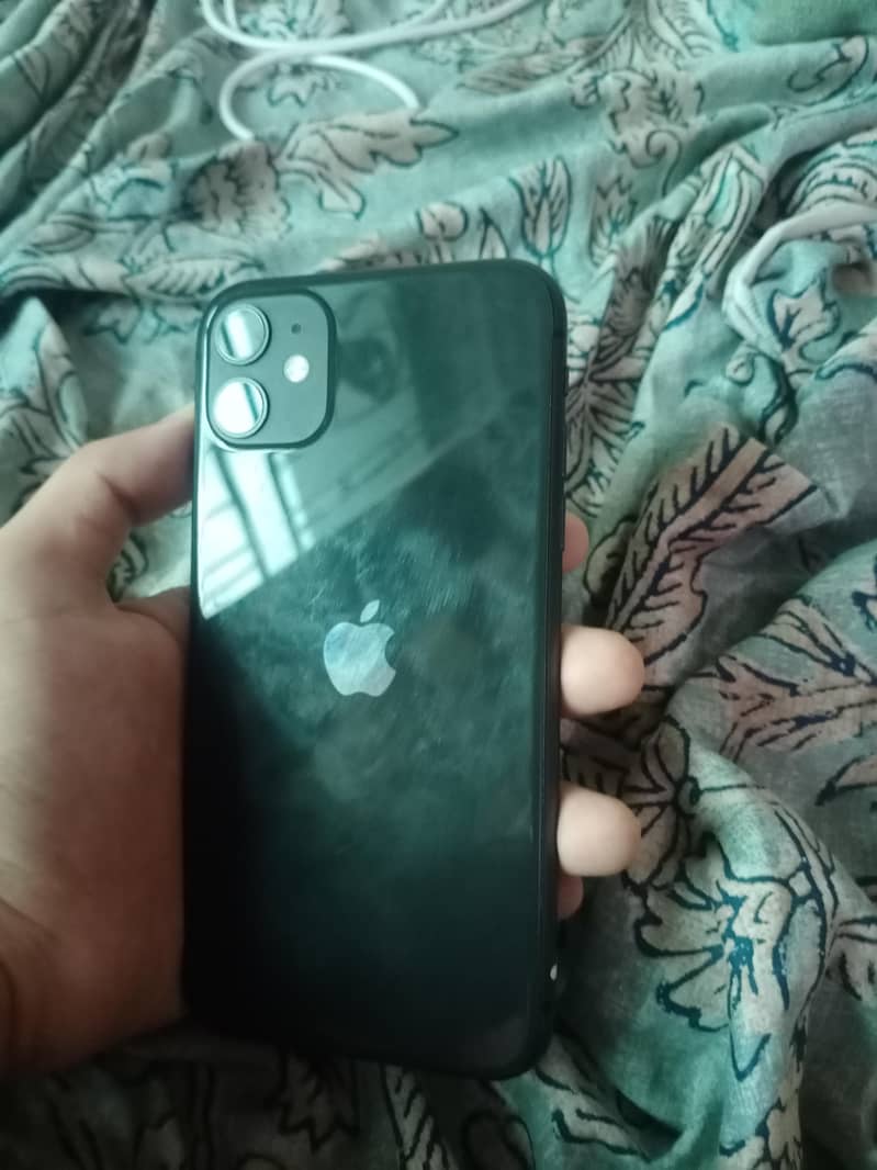 Apple iPhone 11 0