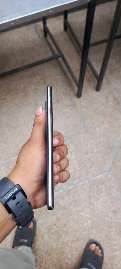Tecno CAMON 40 Pro