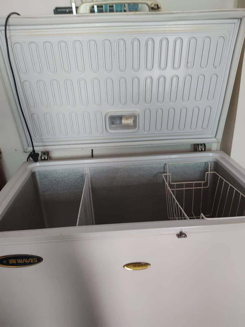 deep freezer/refrigerator 0
