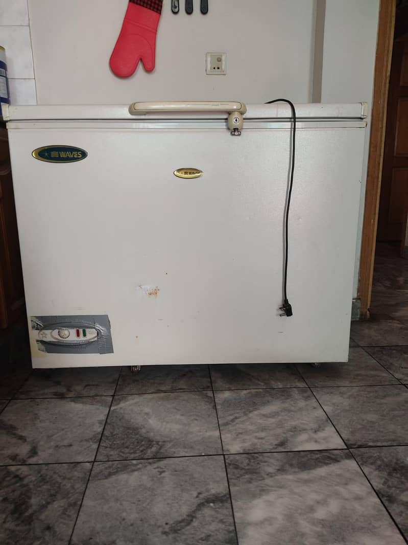 deep freezer/refrigerator 1
