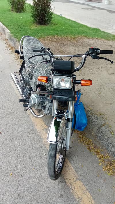Honda CD 70 2015