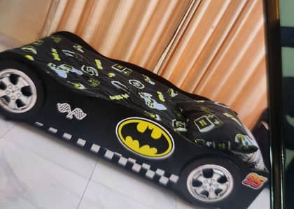 Batman theme bed suitable for boys slightly used