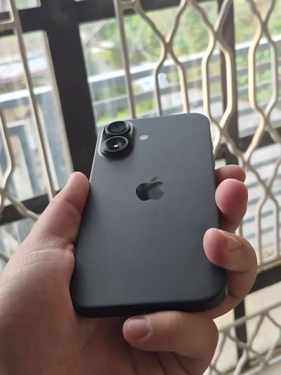Apple iPhone 16 Black 128GB JV