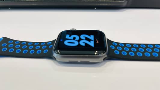 Apple watch series 4
