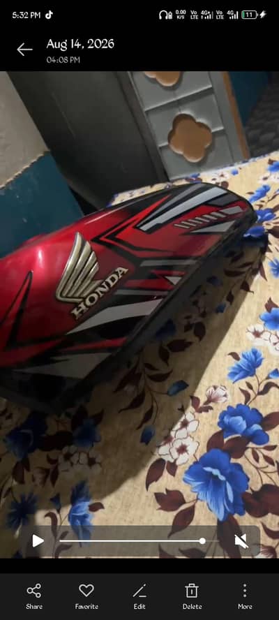 Fuel Tank with both side cover and front glass