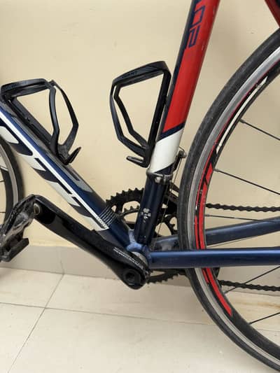 Scott road bike Shimano 109