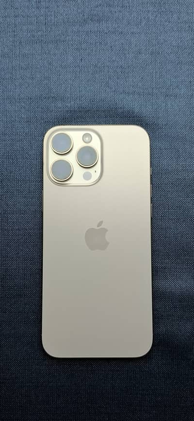 Apple iPhone 16 Pro Max