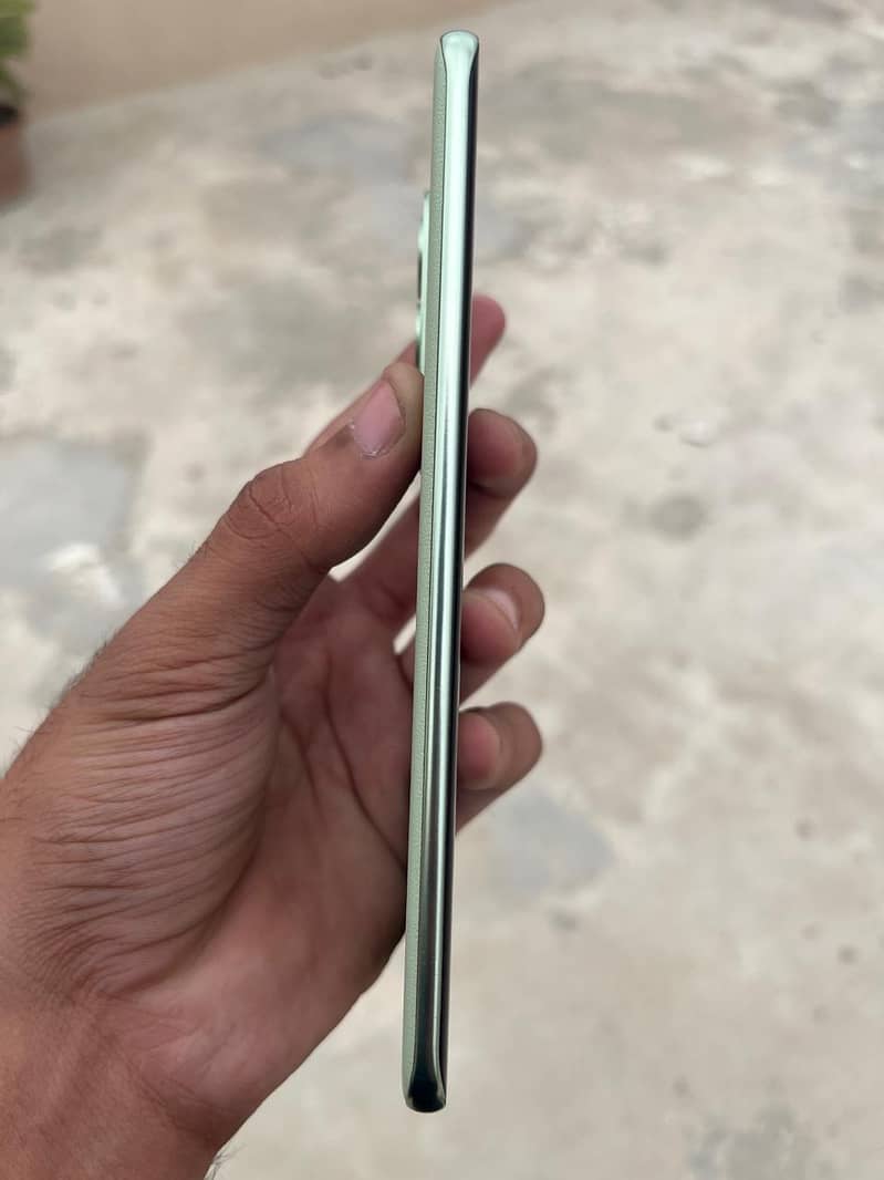 Tecno spark 40pro plus 5