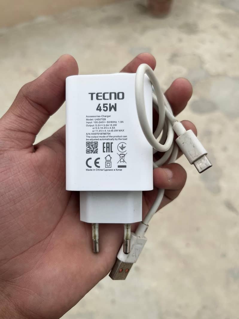 Tecno spark 40pro plus 8