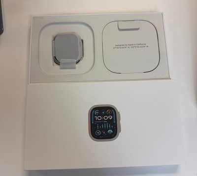 Apple Watch Ultra 2 GPS + Cellular 49mm Natural Titanium