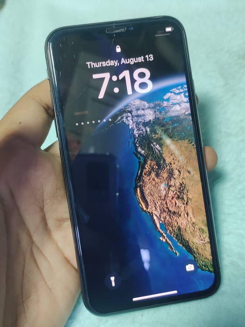 Apple iPhone X 0