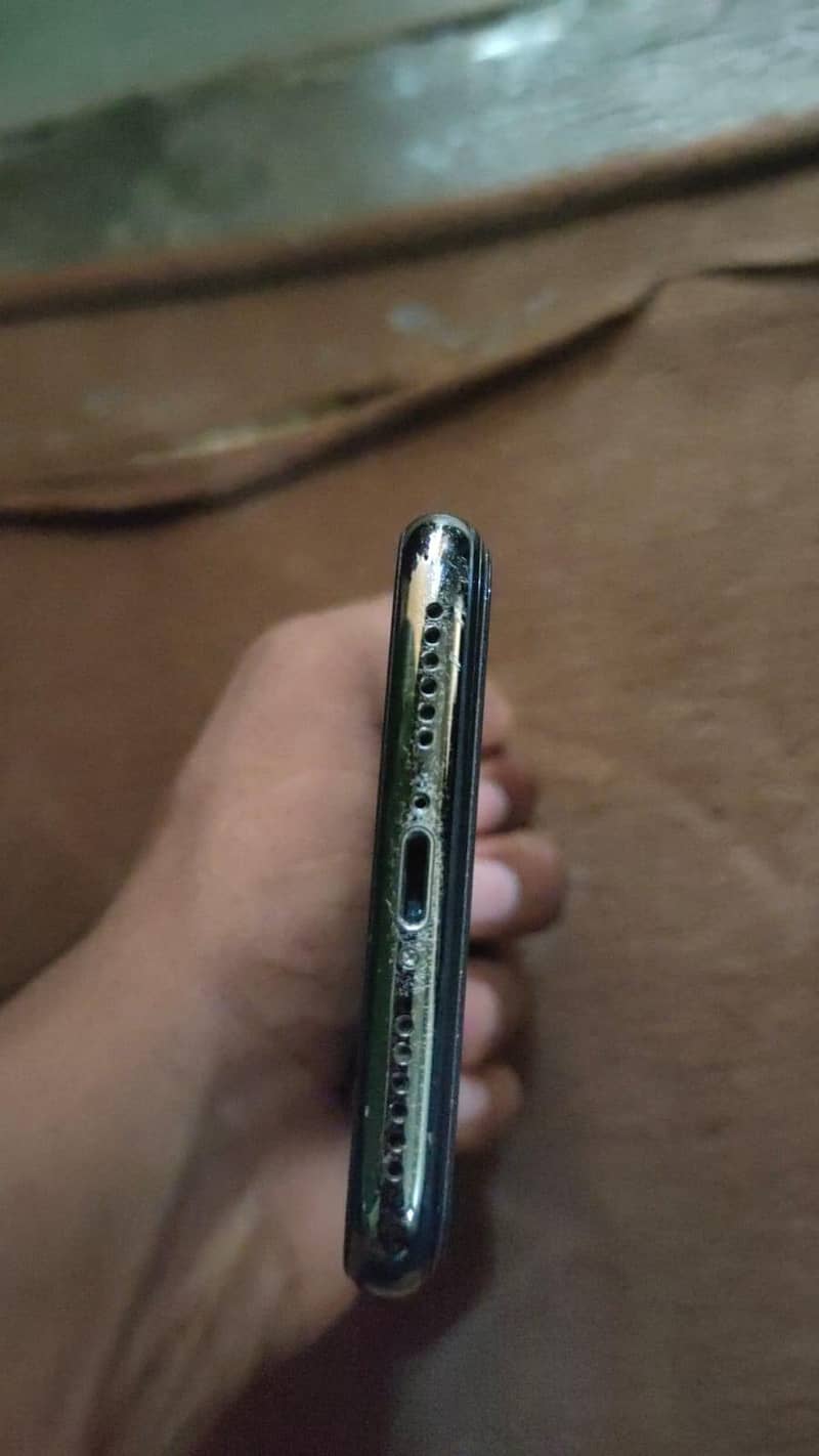 Apple iPhone X 2