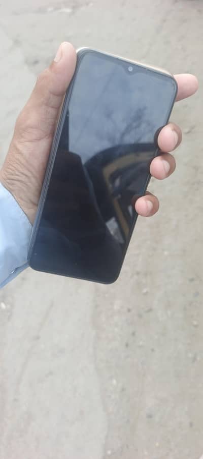 Realme C25