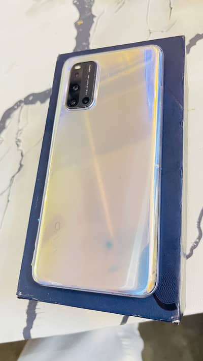 Vivo V19