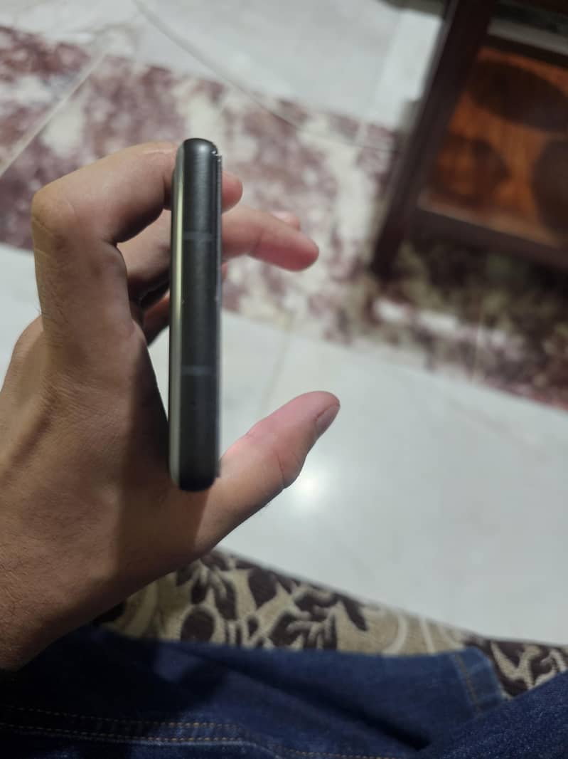 Google Pixel 6a 5