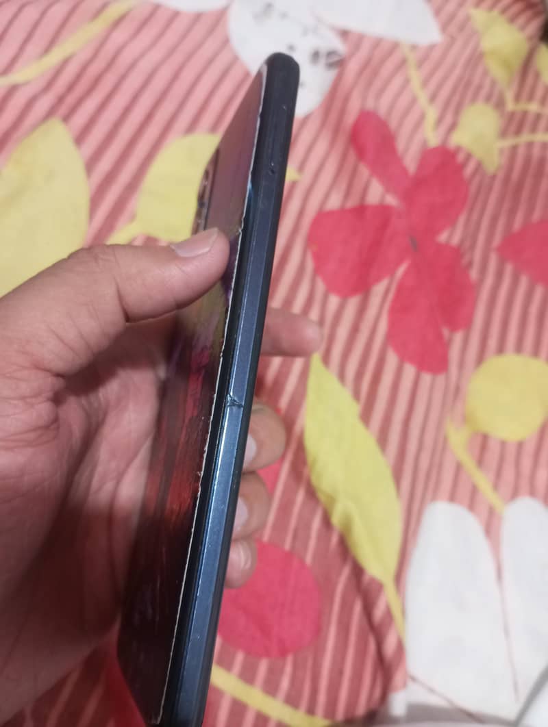 Tecno Camon 18T 1