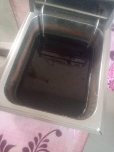 Electric fryer 8 litre