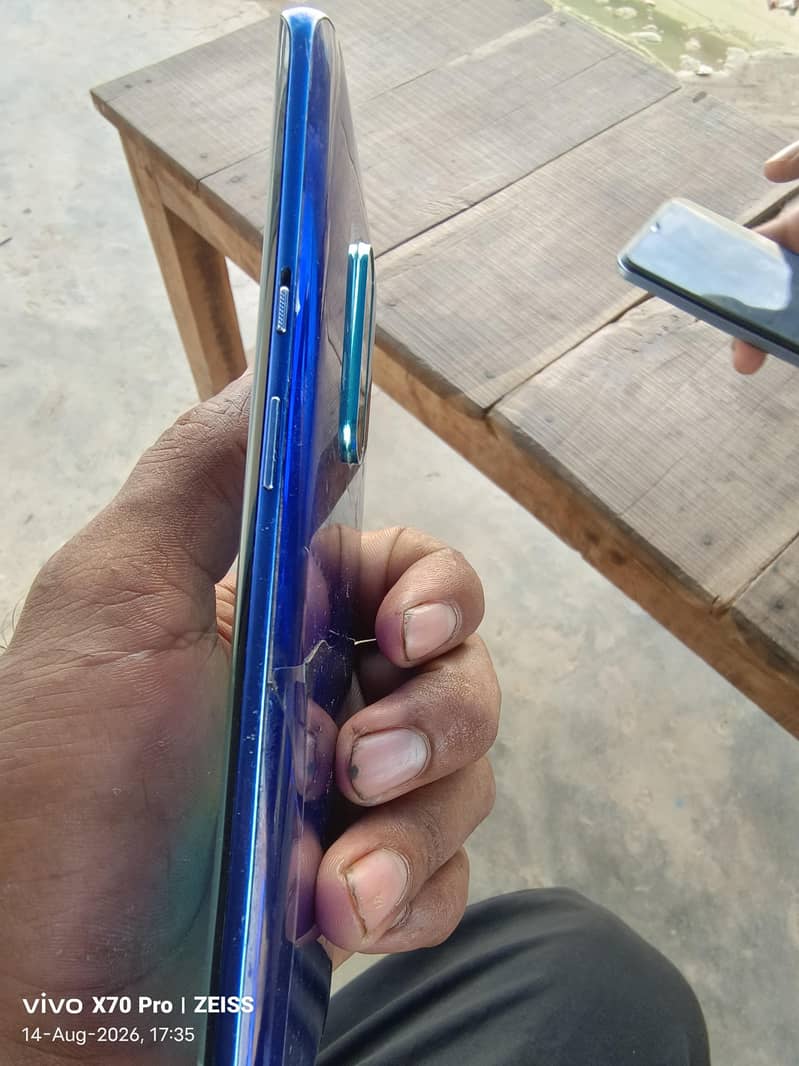 One Plus 8 Pro 4