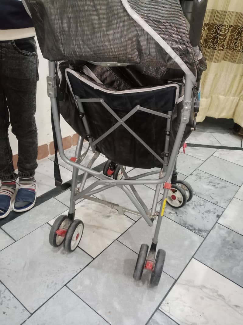 carrycot 1