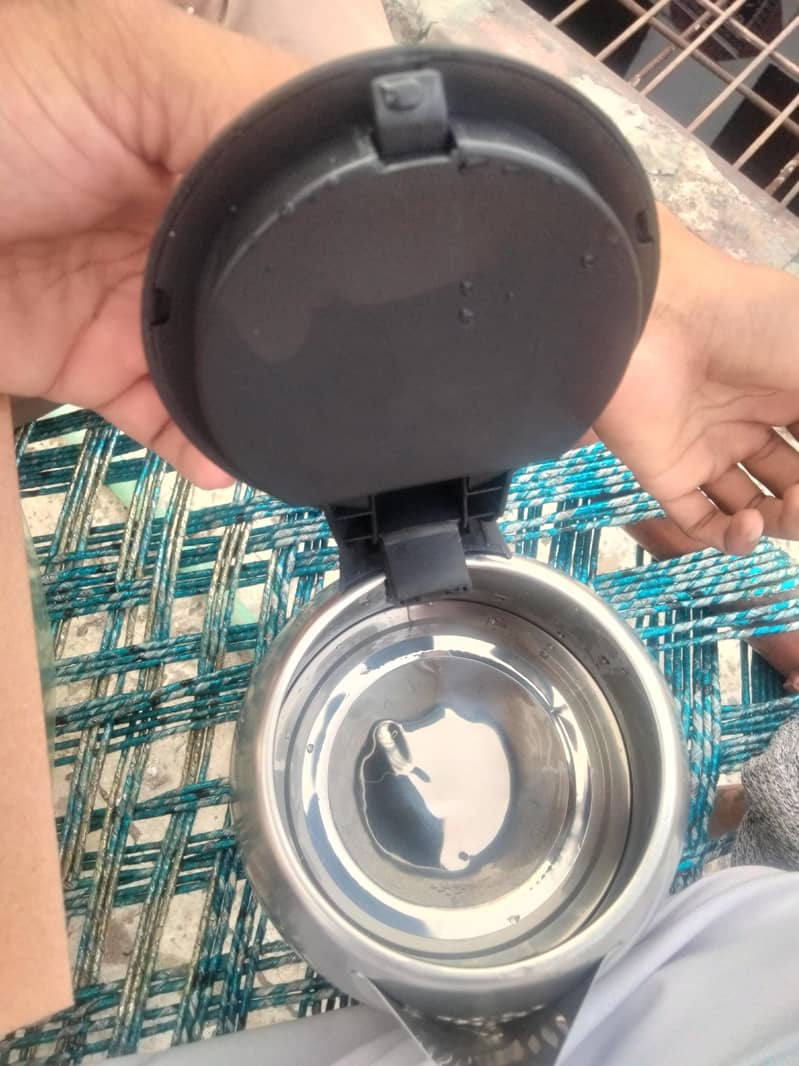 Electric Kettle 3
