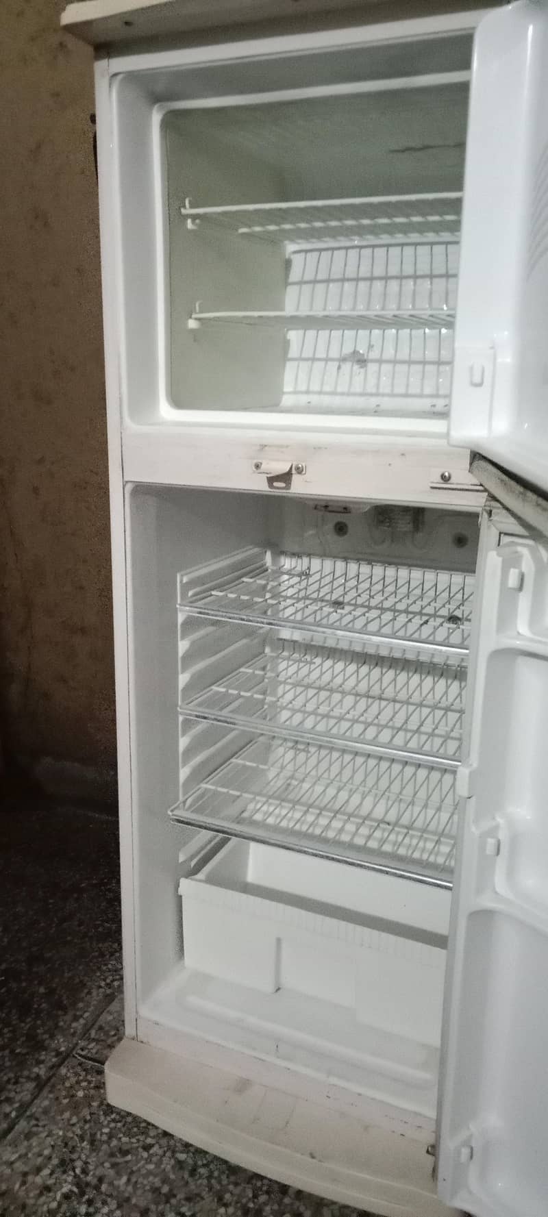 refrigerator 2