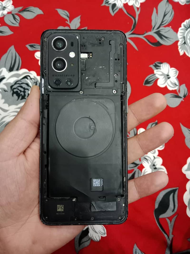 One Plus 9 Pro 4