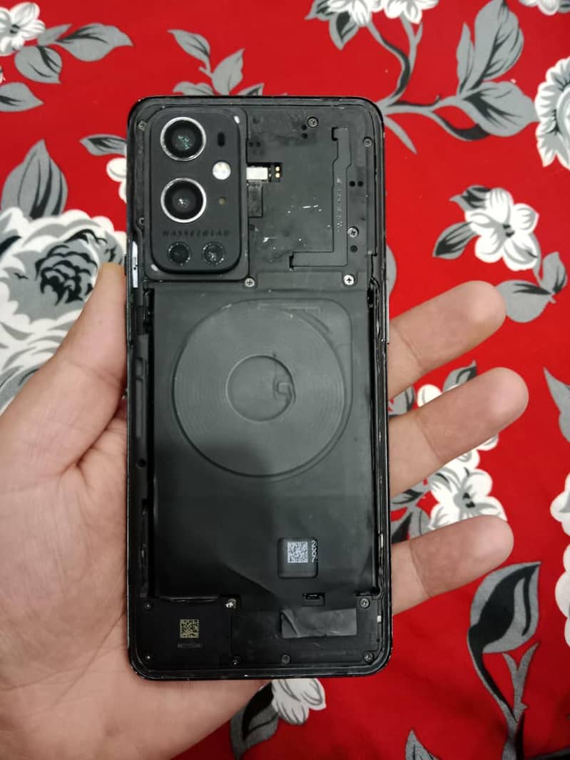 One Plus 9 Pro 8