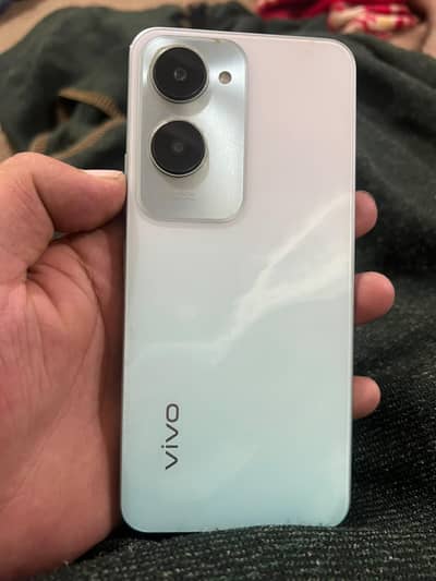 Vivo Y18
