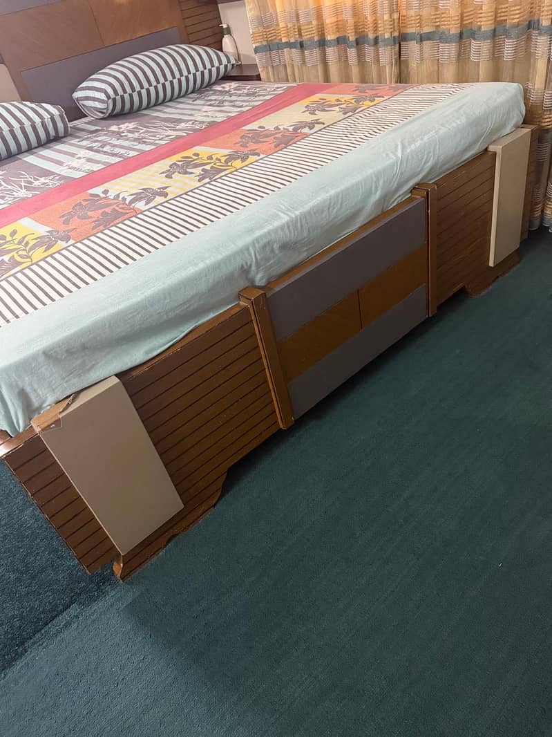 Complete bedroom set 9