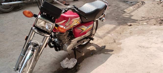 very good condition cg 125.