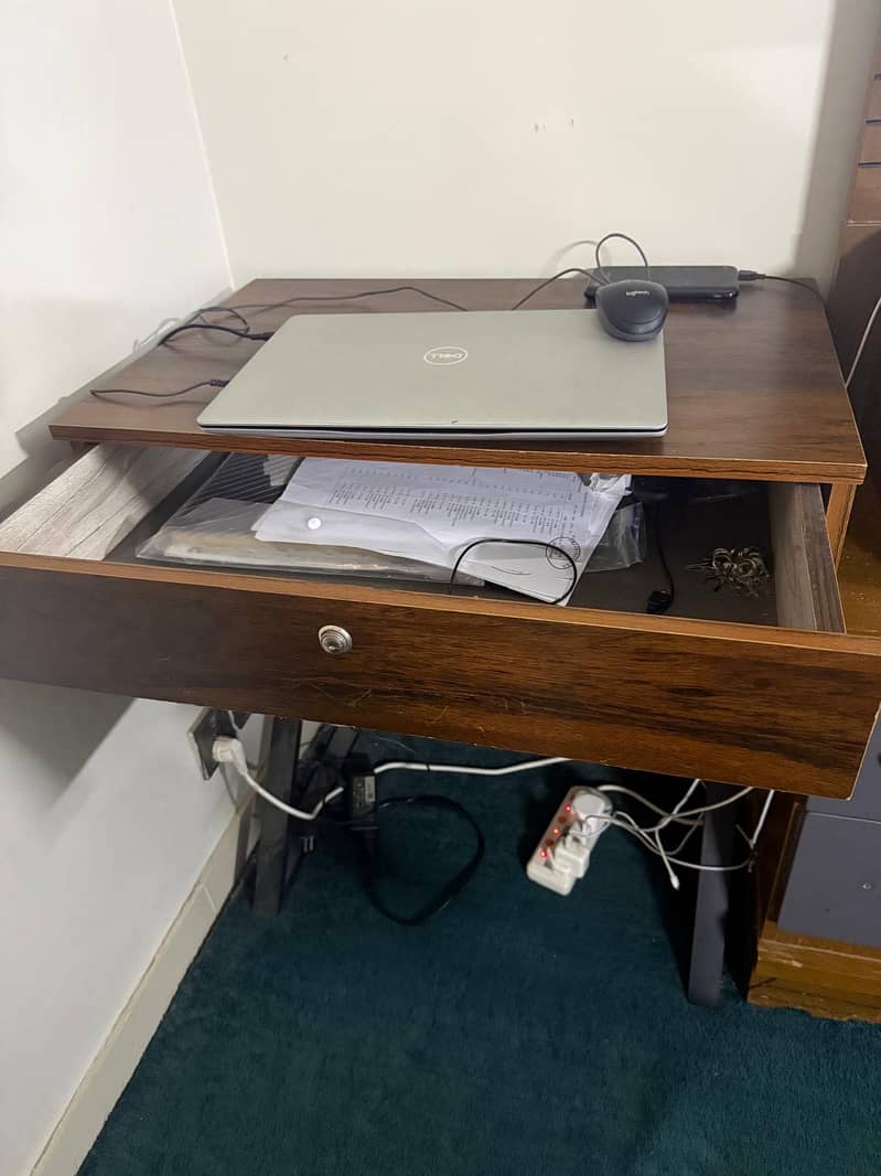Study table with chair 3