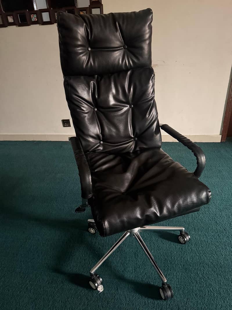 Study table with chair 4